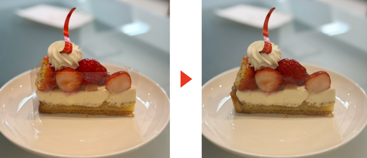 ケーキの包装紙を剥がす